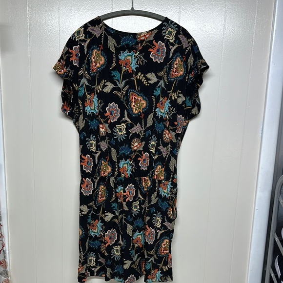 Kaileigh Orange and Blue Sheath Romper with Dolman Sleeves - Picture 7 of 12